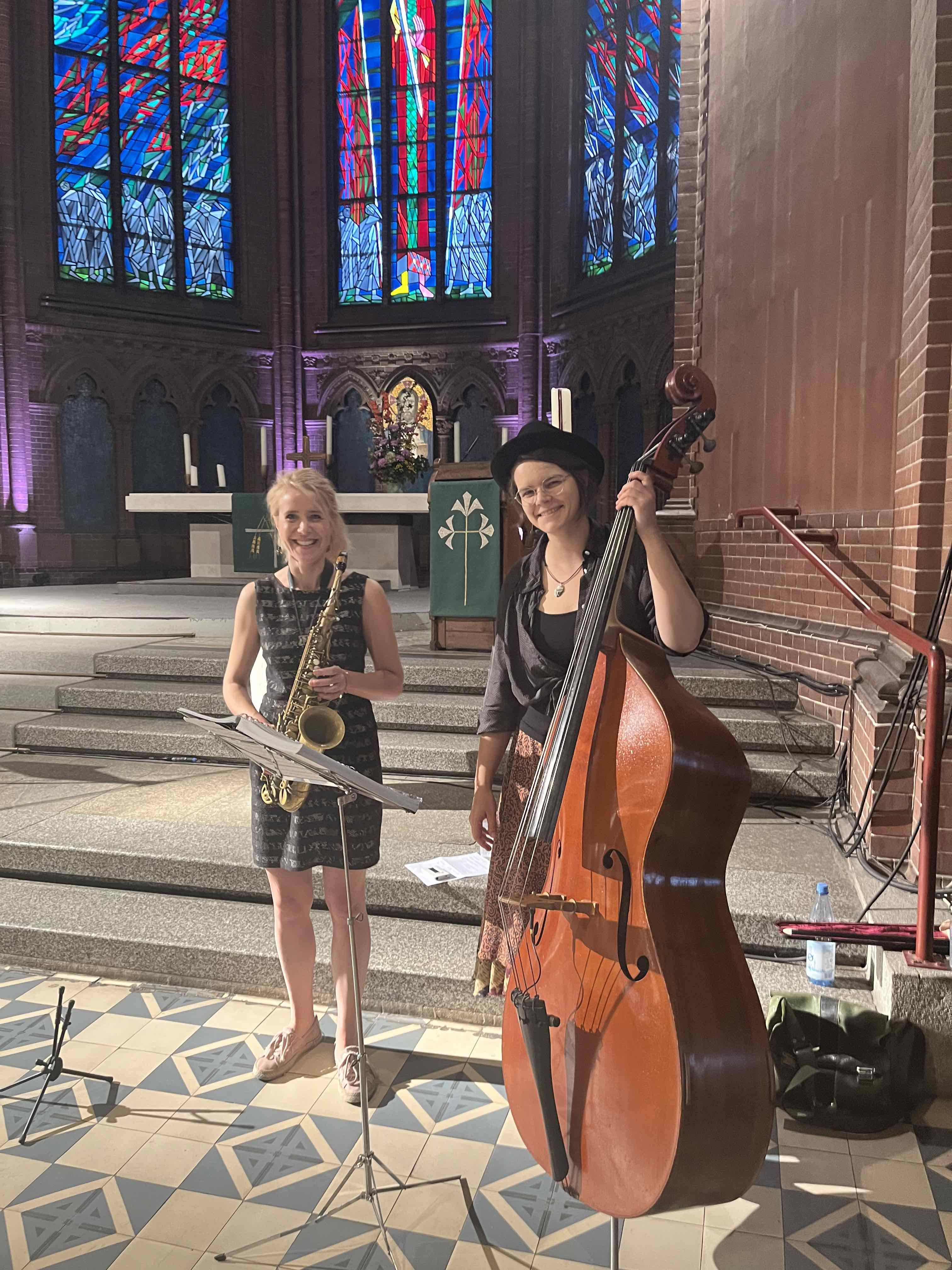 Duo Isi und Charlotte.jpg